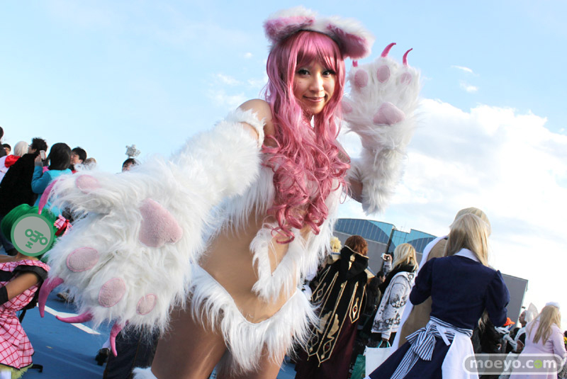 Illustration for article titled Late December Is Japan's Last Big Chance To Play Dress Up